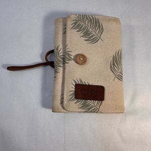 Nintendo DS canvas holder with leather logo and closure